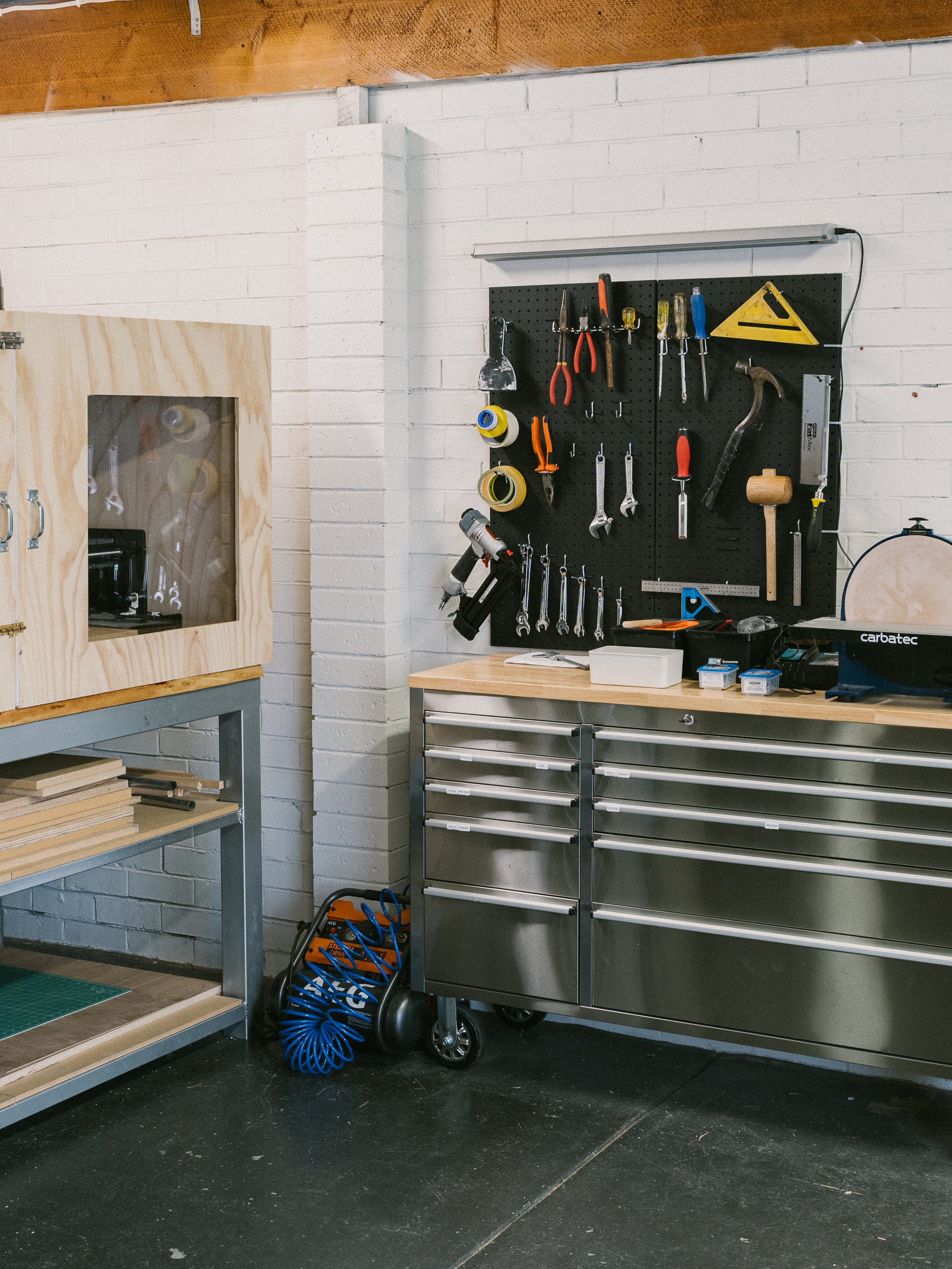 About Us – MOKU WORKS